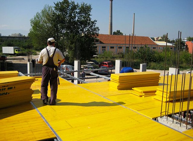 H20 Timber Beams And Plywood | Farina Formworks